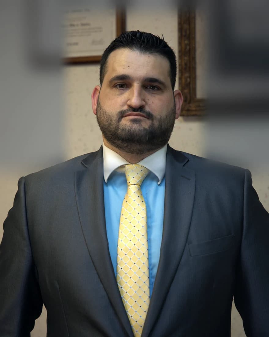 Vladimir Nikhman, Attorney at Nikhman Law